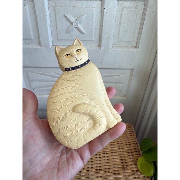 Vintage 80s Bisque Ceramic Set Yellow Cat Figurine and Trinket Box - Picture 8 of 14